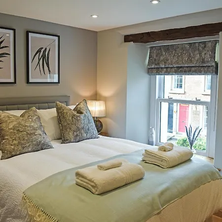 Holiday home 14 Doomgate House - Uk45055